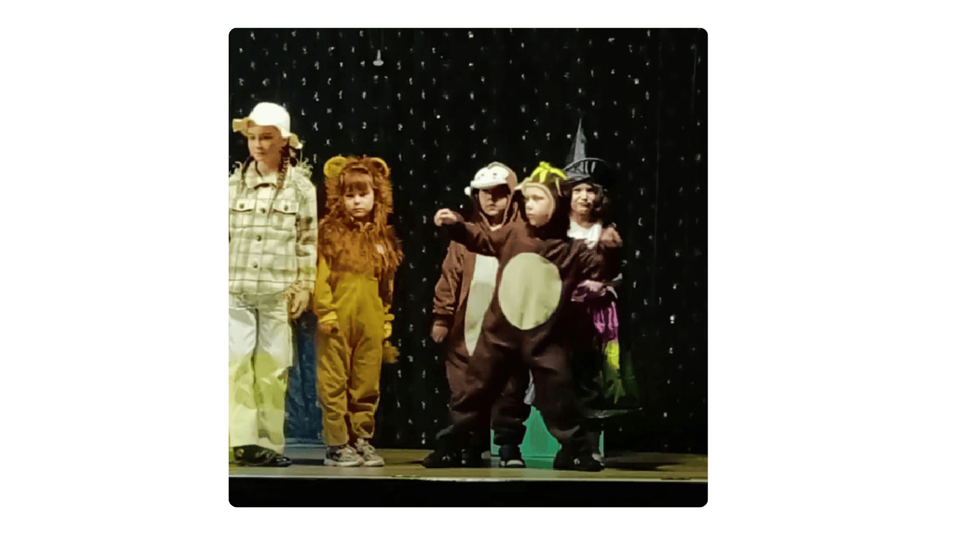 Wizard of Oz production photo 2